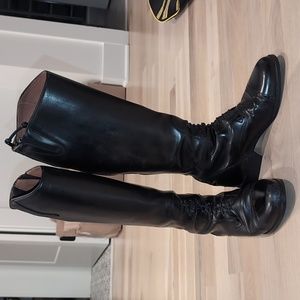 Black Ariat Field Boots